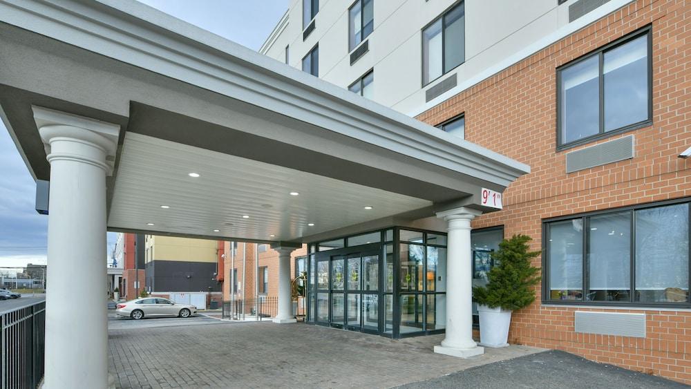 Holiday Inn Express Staten Island West, An Ihg Hotel New York City Exterior photo