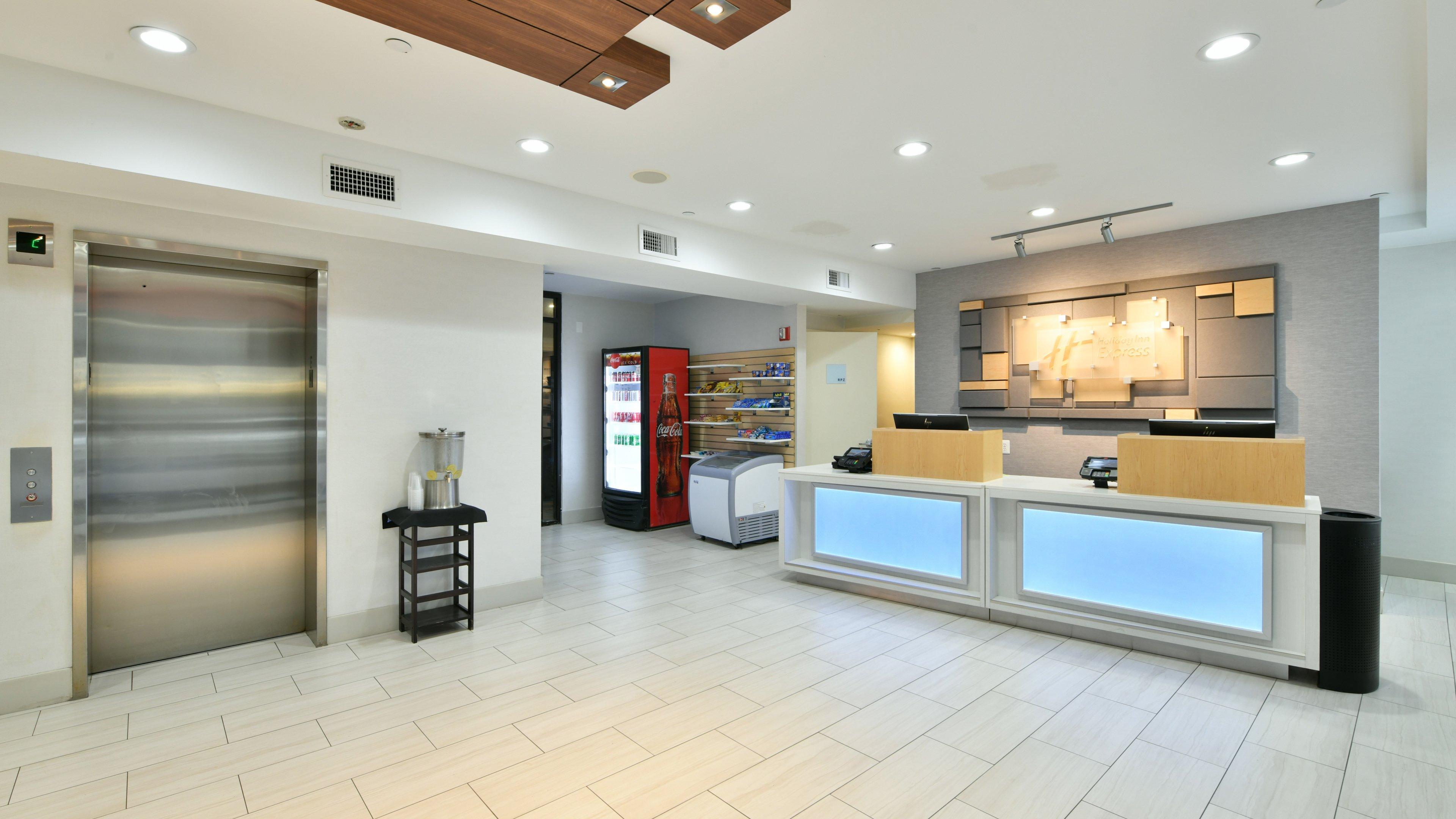 Holiday Inn Express Staten Island West, An Ihg Hotel New York City Exterior photo